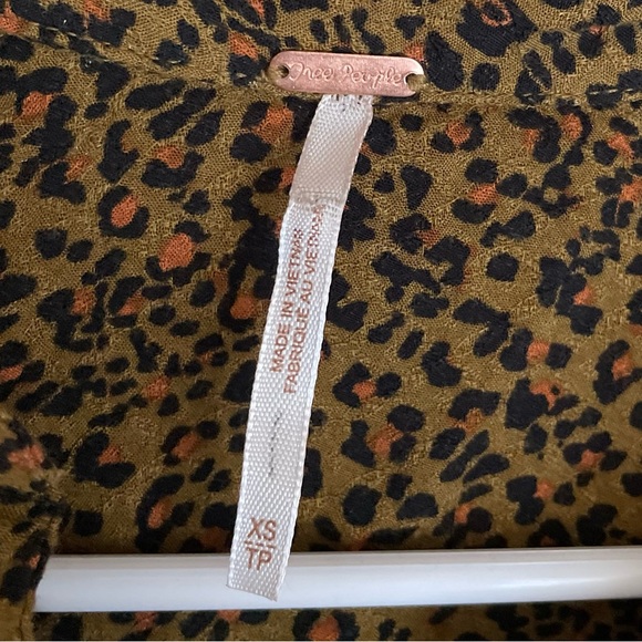 Free People Green Cheetah Tie Front Blouse - Picture 9 of 10